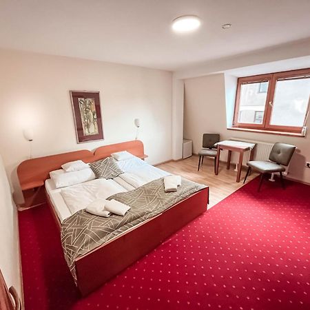 Penzión Tavel Prešov Exterior foto